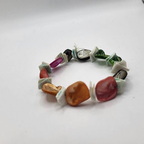 Bohemian Shell Bracelet - Picture 1 of 4